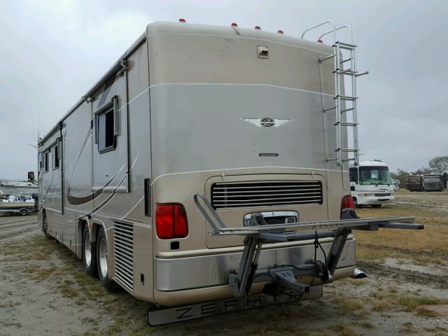 4VZAT34982C040431 - 2002 SPARTAN MOTORS MOTORHOME BEIGE photo 3