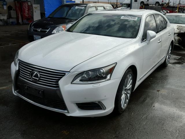 JTHBL5EF0D5122598 - 2013 LEXUS LS 460 WHITE photo 2