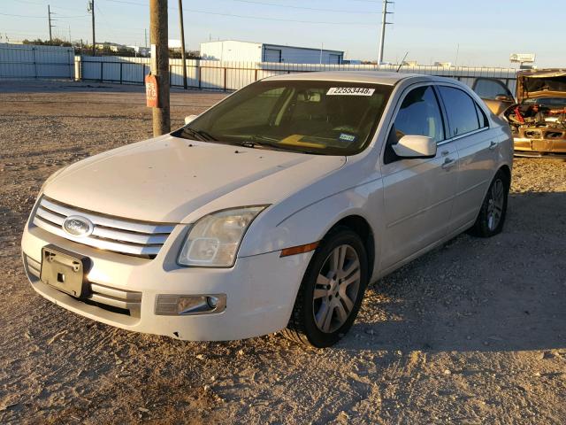 3FAHP08198R275802 - 2008 FORD FUSION SEL WHITE photo 2