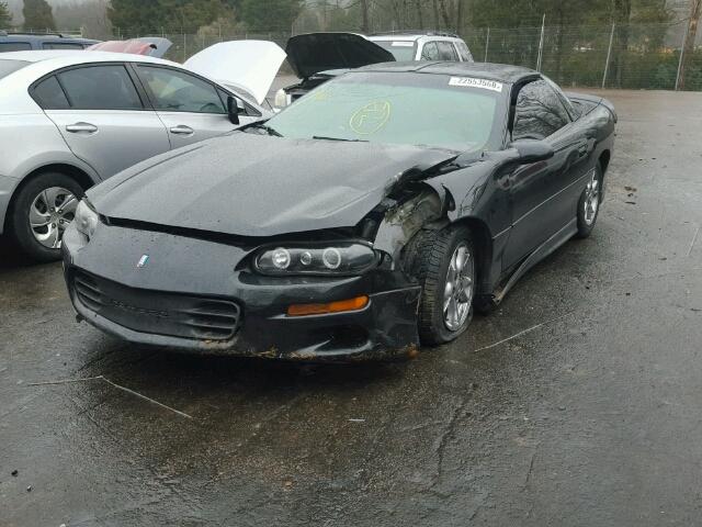 2G1FP22K422107904 - 2002 CHEVROLET CAMARO BLACK photo 2