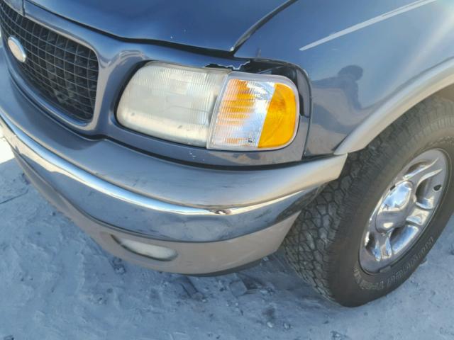 1FMRU17L1YLA26176 - 2000 FORD EXPEDITION BLUE photo 9