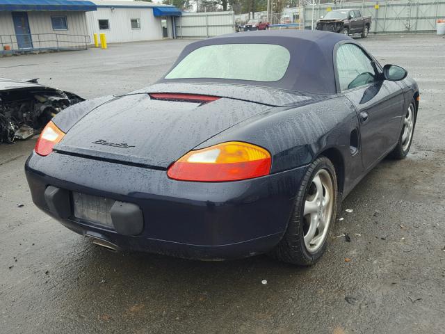 WP0CA2983YU623017 - 2000 PORSCHE BOXSTER BLUE photo 4