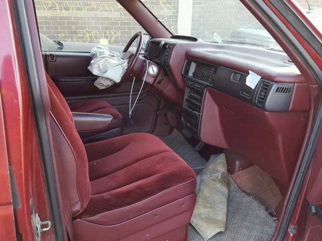 2P4GH2537MR318579 - 1991 PLYMOUTH VOYAGER RED photo 5