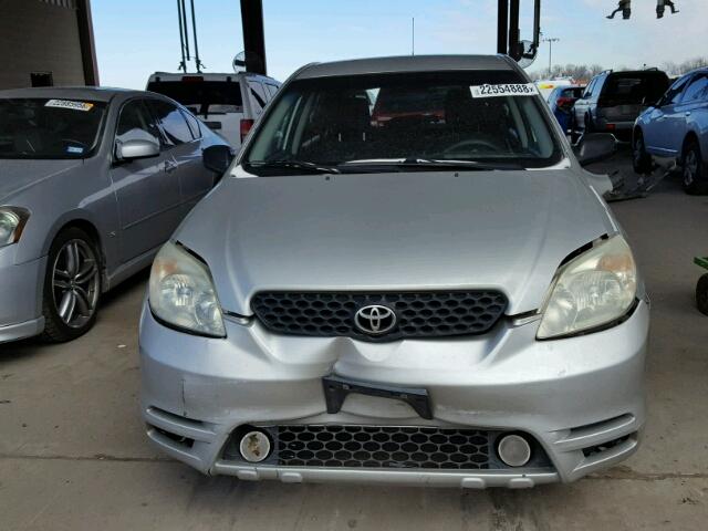 2T1KR32E44C241063 - 2004 TOYOTA COROLLA MA SILVER photo 9