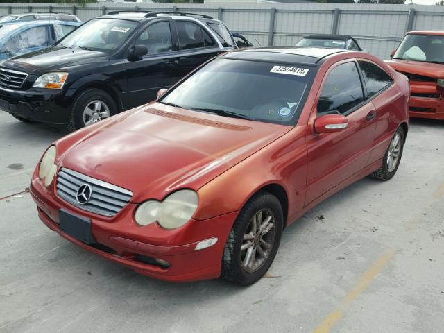 WDBRN47J12A319076 - 2002 MERCEDES-BENZ C 230K SPO RED photo 2