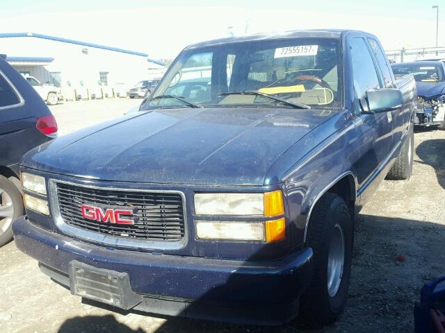 2GDEC19K5S1592943 - 1995 GMC SIERRA BLUE photo 2