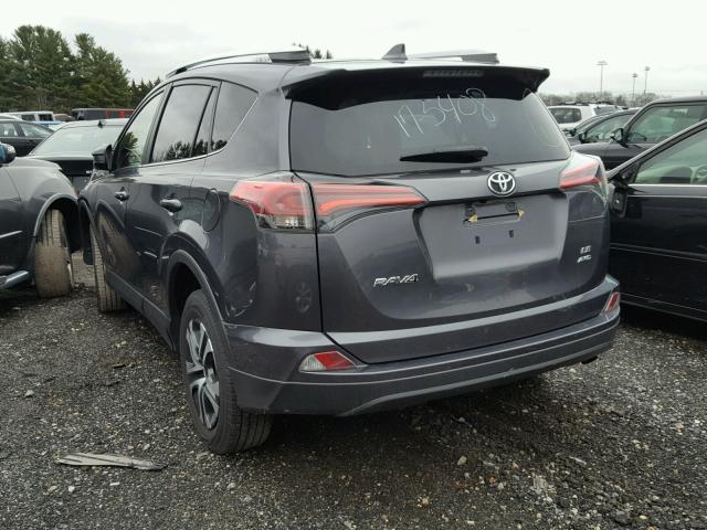 JTMBFREV1GJ103075 - 2016 TOYOTA RAV4 LE BLACK photo 3