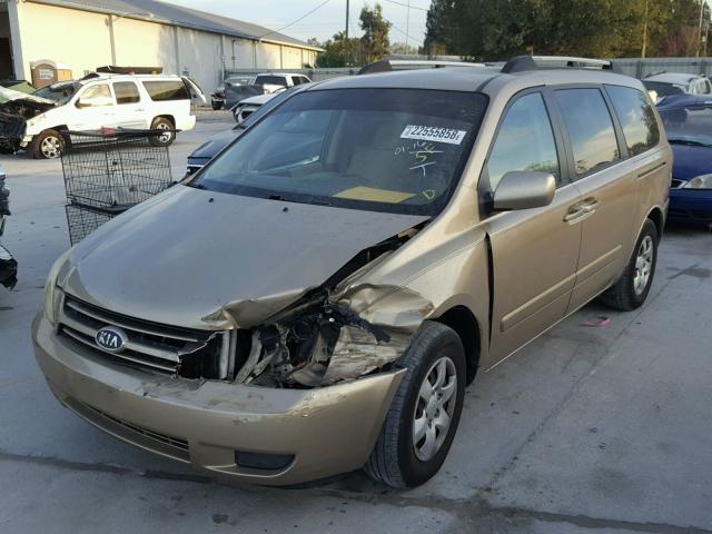 KNDMB233366079019 - 2006 KIA SEDONA EX GOLD photo 2