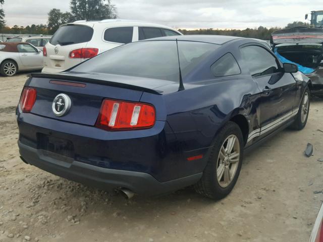 1ZVBP8AM3C5274219 - 2012 FORD MUSTANG BLUE photo 4