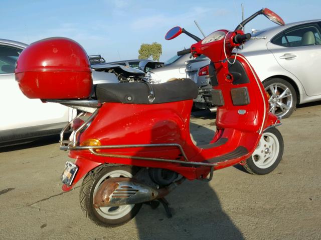 ZAPM198F615005153 - 2001 VESPA M198F RED photo 4