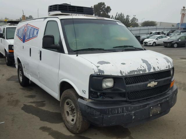 1GCHG35U571124927 - 2007 CHEVROLET EXPRESS G3 WHITE photo 1