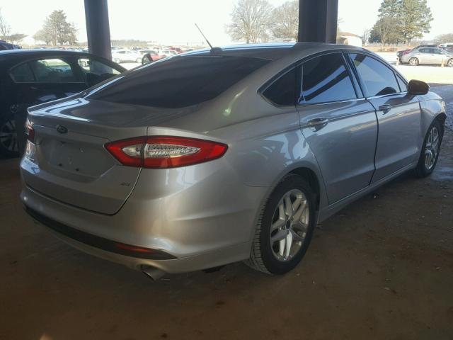 3FA6P0H79GR117373 - 2016 FORD FUSION SE SILVER photo 4