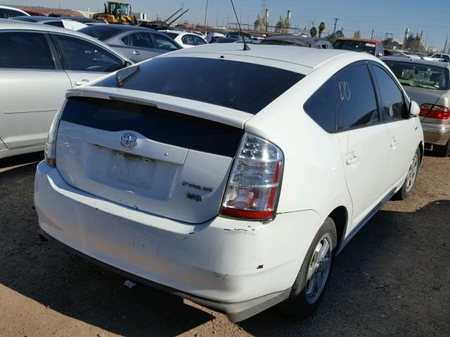 JTDKB20UX67061924 - 2006 TOYOTA PRIUS WHITE photo 4