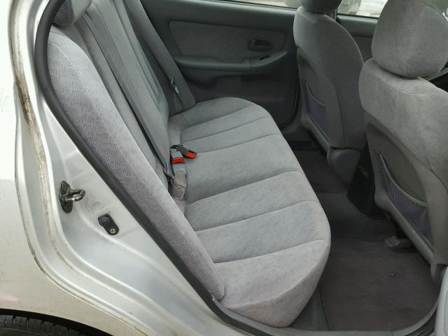 KMHDN46D54U751836 - 2004 HYUNDAI ELANTRA GL SILVER photo 6