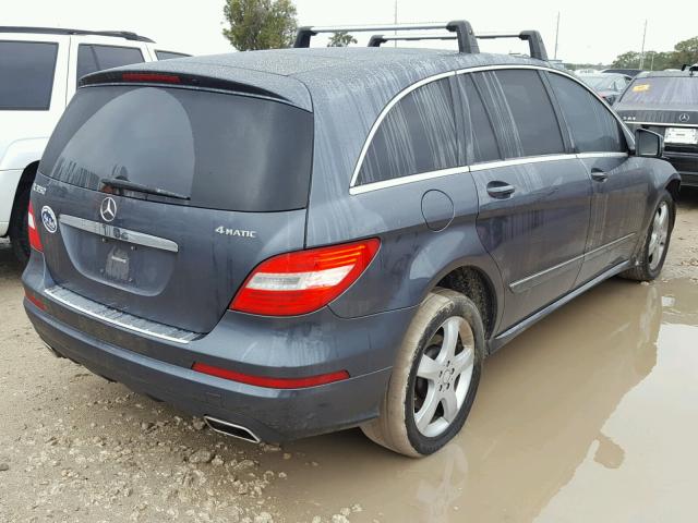 4JGCB6FEXBA132902 - 2011 MERCEDES-BENZ R 350 4MAT GRAY photo 4