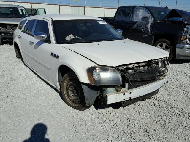 2D4FV47V56H429713 - 2006 DODGE MAGNUM SXT WHITE photo 1