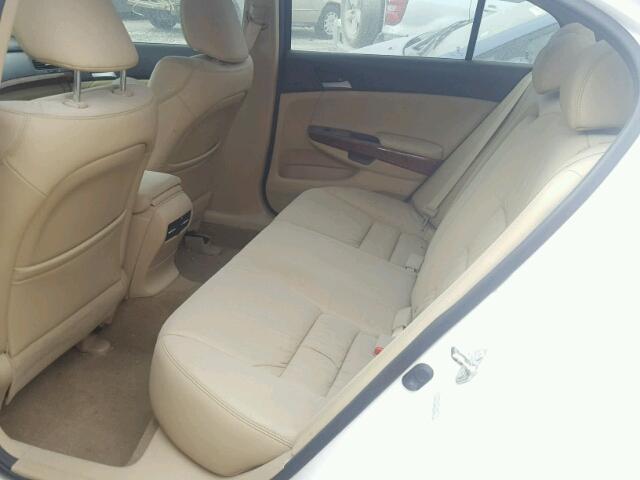 1HGCP3F88BA026982 - 2011 HONDA ACCORD EXL WHITE photo 6