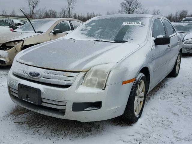 3FAFP06Z36R144412 - 2006 FORD FUSION S SILVER photo 2