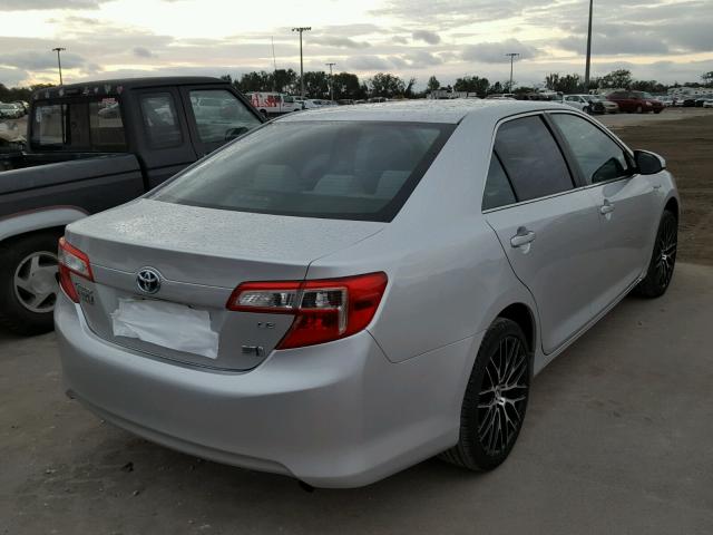 4T1BD1FK9DU089752 - 2013 TOYOTA CAMRY HYBR SILVER photo 4