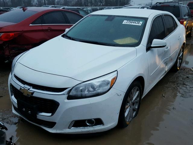 1G11D5SL8FF290547 - 2015 CHEVROLET MALIBU 2LT WHITE photo 2