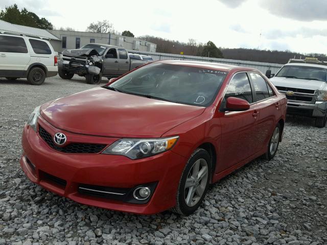 4T1BF1FK6CU533047 - 2012 TOYOTA CAMRY BASE RED photo 2