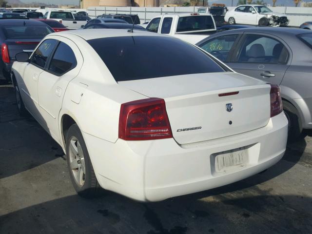 2B3KA43G78H279526 - 2008 DODGE CHARGER WHITE photo 3