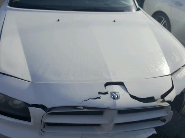 2B3KA43G78H279526 - 2008 DODGE CHARGER WHITE photo 7