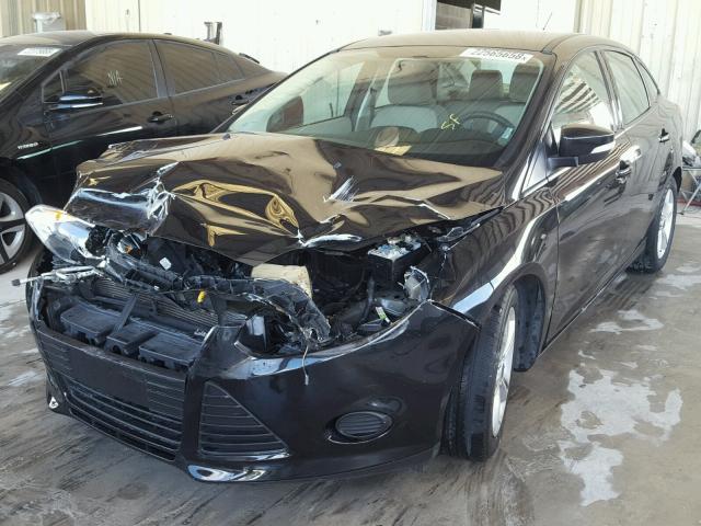 1FADP3F21EL443924 - 2014 FORD FOCUS SE BLACK photo 2