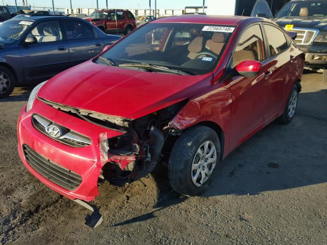 KMHCT4AEXCU252949 - 2012 HYUNDAI ACCENT GLS RED photo 2