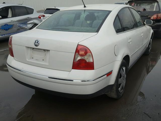 WVWMD63B33P343046 - 2003 VOLKSWAGEN PASSAT GL WHITE photo 4