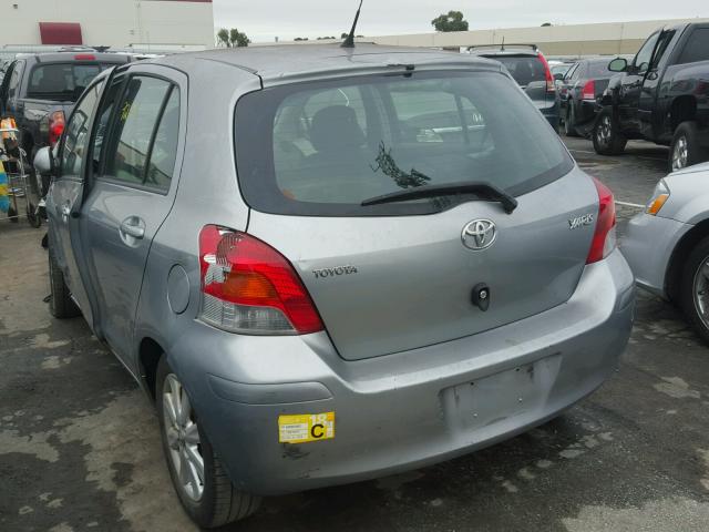 JTDKT4K32B5329660 - 2011 TOYOTA YARIS SILVER photo 3