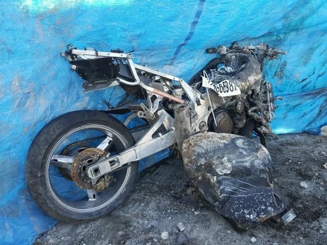 JS1GT74A712101554 - 2001 SUZUKI GSX-R1000 BURN photo 4