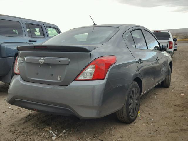 3N1CN7AP7HL826106 - 2017 NISSAN VERSA S GRAY photo 4