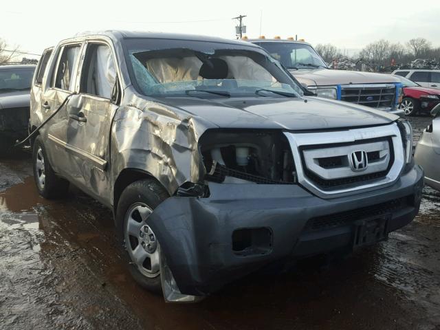 5FNYF4H27BB038523 - 2011 HONDA PILOT LX GRAY photo 1