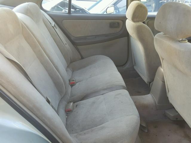 1N4DL01D4WC132301 - 1998 NISSAN ALTIMA XE GOLD photo 6