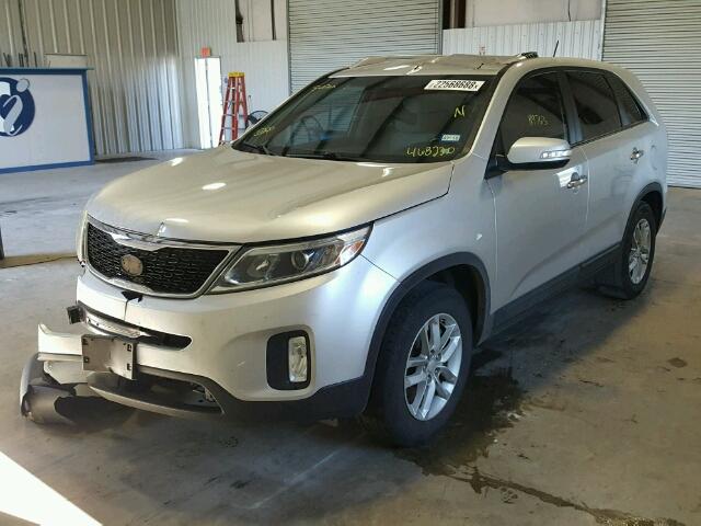 5XYKT4A61EG468220 - 2014 KIA SORENTO LX SILVER photo 2