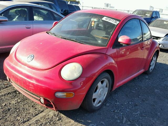 3VWBB61C2WM011499 - 1998 VOLKSWAGEN NEW BEETLE RED photo 2