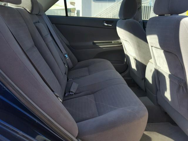 JTDBE30K953014210 - 2005 TOYOTA CAMRY LE ლურჯი ფოტო 6