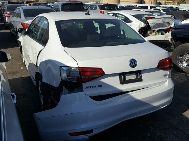 3VWD17AJ8FM267484 - 2015 VOLKSWAGEN JETTA SE WHITE photo 3