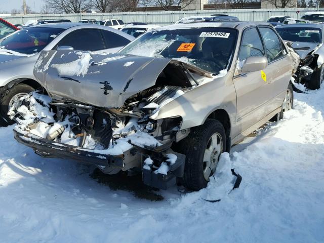 1HGCG16531A076973 - 2001 HONDA ACCORD EX GOLD photo 2