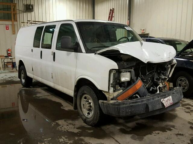 1GCWGGCA1E1151983 - 2014 CHEVROLET EXPRESS G2 WHITE photo 1