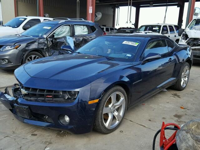 2G1FC1ED8B9140804 - 2011 CHEVROLET CAMARO LT BLUE photo 2