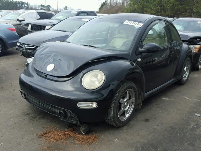 3VWCP21C22M426041 - 2002 VOLKSWAGEN NEW BEETLE BLACK photo 2