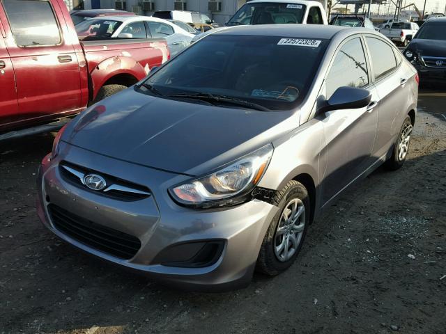 KMHCT4AEXEU713490 - 2014 HYUNDAI ACCENT GLS GRAY photo 2