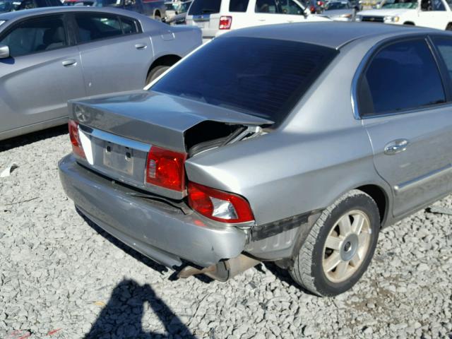 KNAGD126245310229 - 2004 KIA OPTIMA LX SILVER photo 9