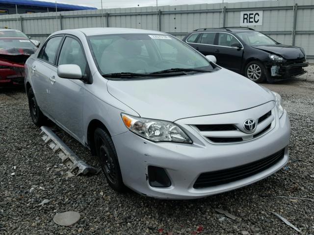 2T1BU4EE8CC902298 - 2012 TOYOTA COROLLA BA SILVER photo 1