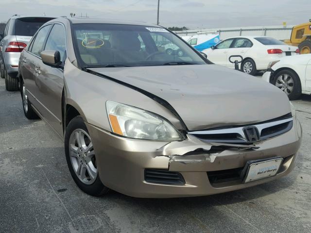 1HGCM567X7A049621 - 2007 HONDA ACCORD EX GOLD photo 1