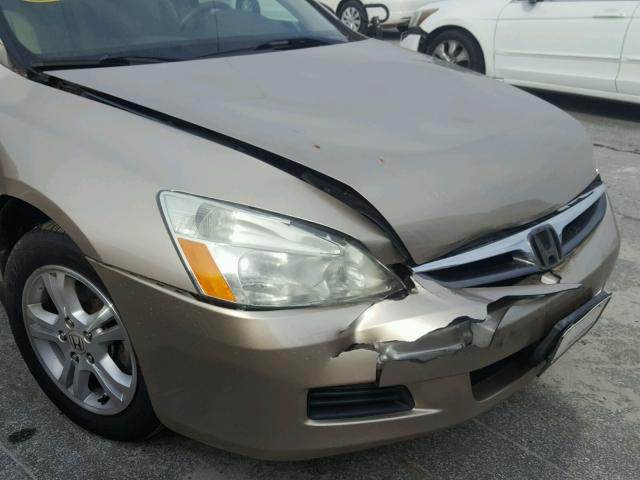 1HGCM567X7A049621 - 2007 HONDA ACCORD EX GOLD photo 9