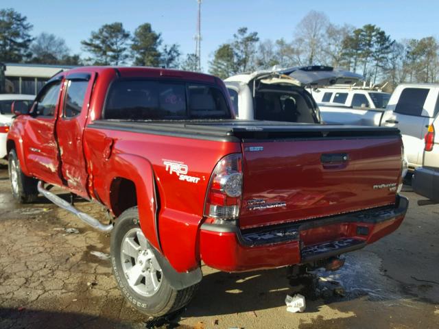 3TMKU4HN3BM030470 - 2011 TOYOTA TACOMA DOU RED photo 3