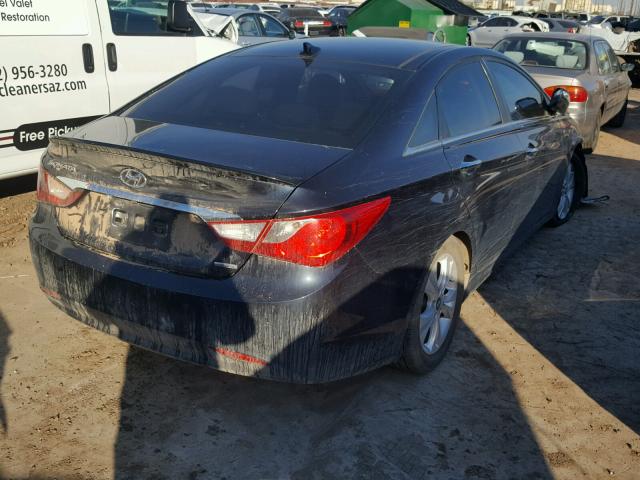 5NPEC4AC7DH544288 - 2013 HYUNDAI SONATA SE BLACK photo 4